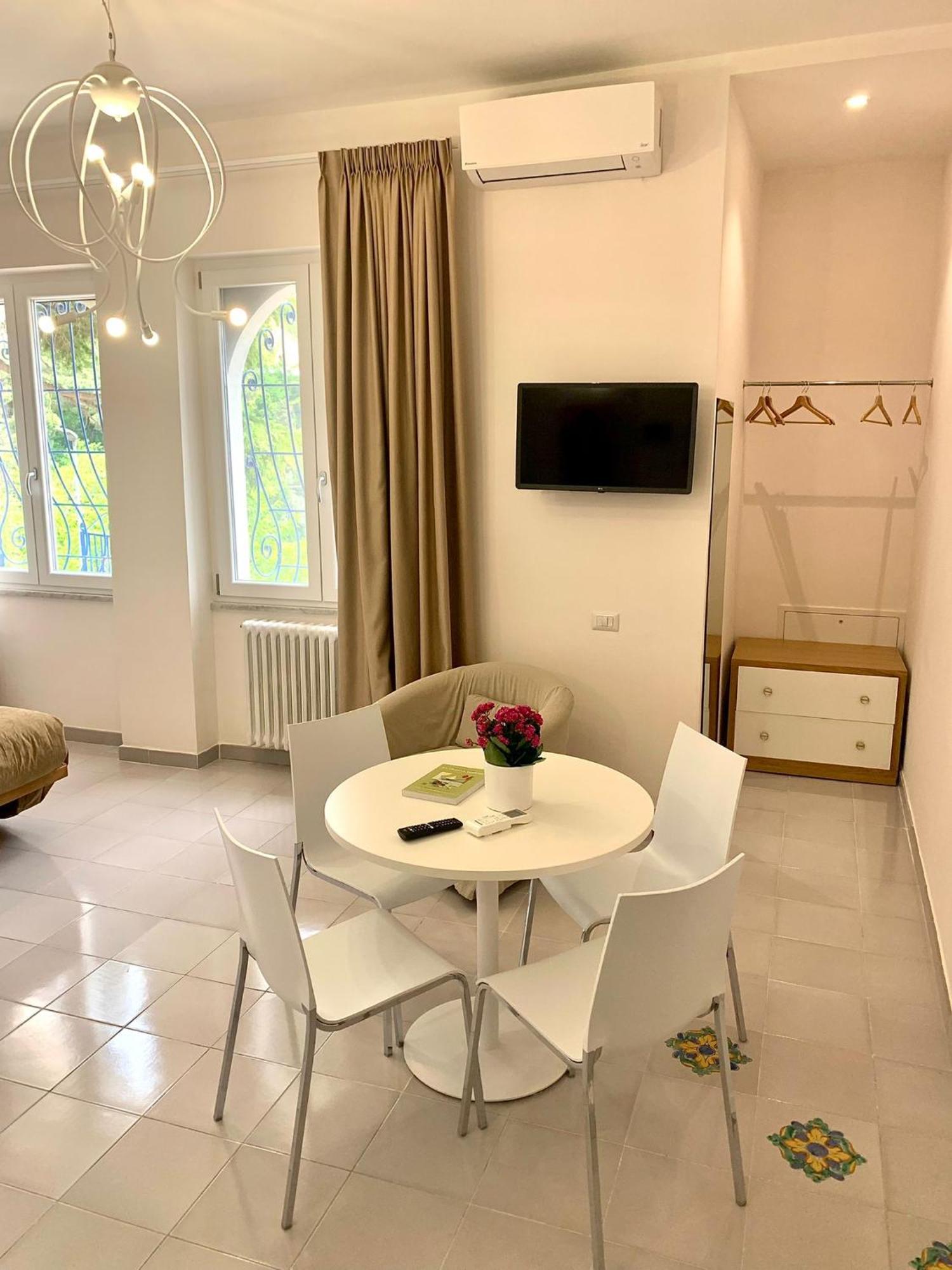 Residence Villa Giordano Sea View Amalfi Coast Vietri Eksteriør billede